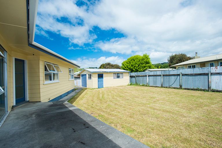 Photo of property in 32 Ida Road, Outer Kaiti, Gisborne, 4010