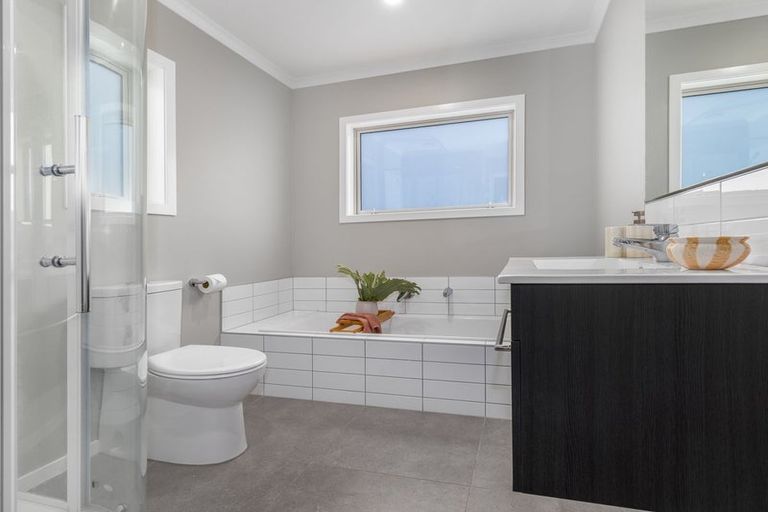 Photo of property in 11 Maury Place, Foxton, 4814