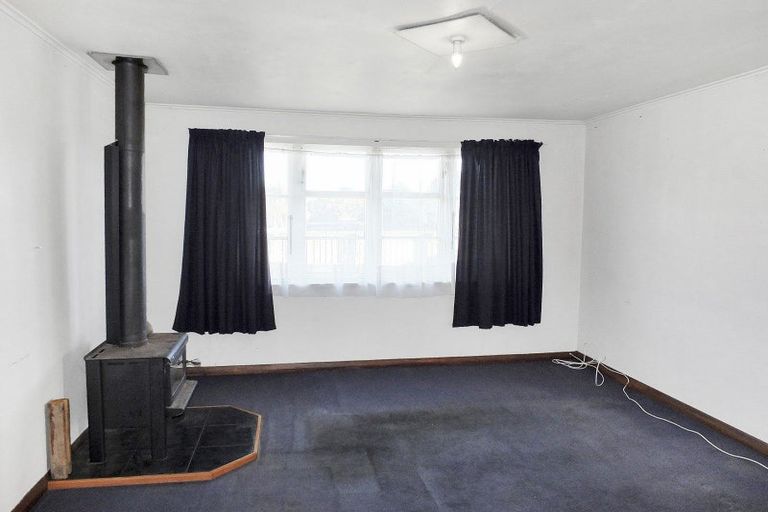 Photo of property in 43b Johnston Street, Foxton, 4814