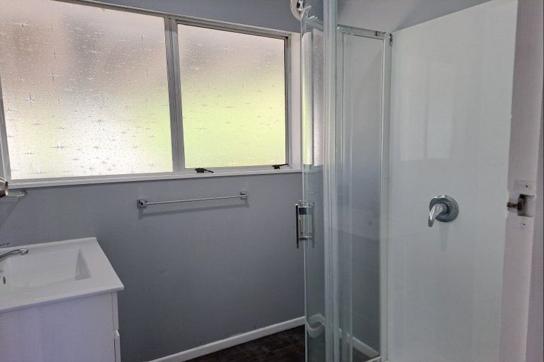 Photo of property in 14 Grenville Street, Levin, 5510