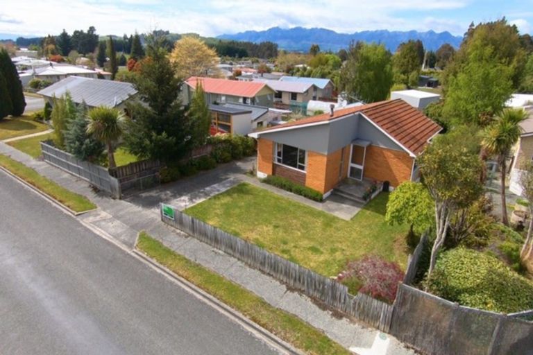 Photo of property in 42 Westmere Place, Manapouri, 9679