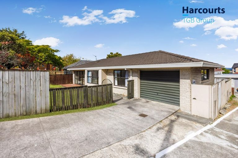 Photo of property in 2/39 Alfriston Road, Manurewa East, Auckland, 2102