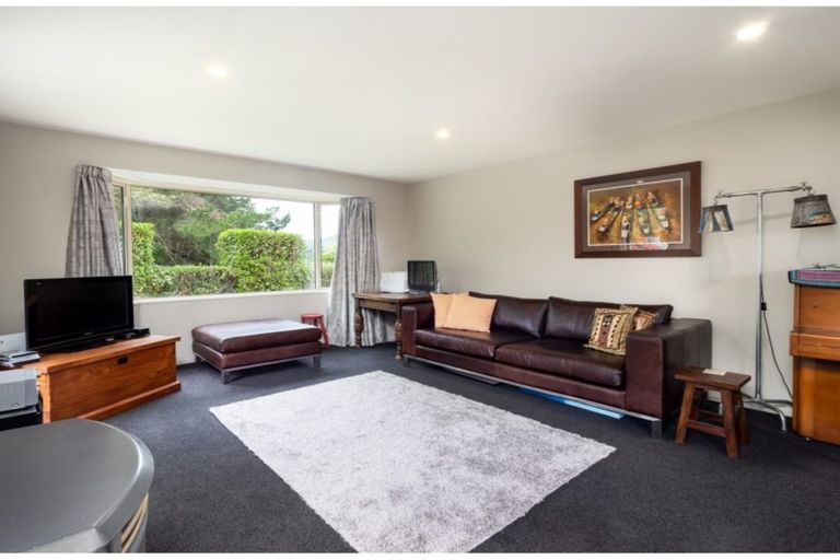 Photo of property in 92 Milns Road, Halswell, Christchurch, 8025