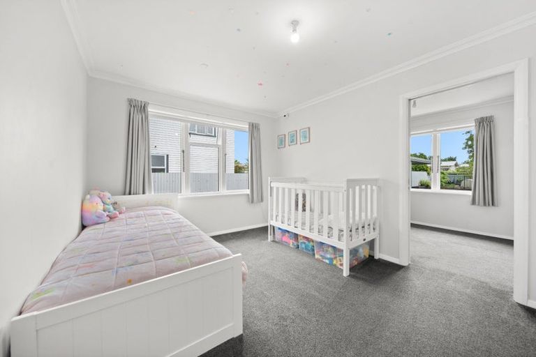 Photo of property in 9 King Street, Carterton, 5713