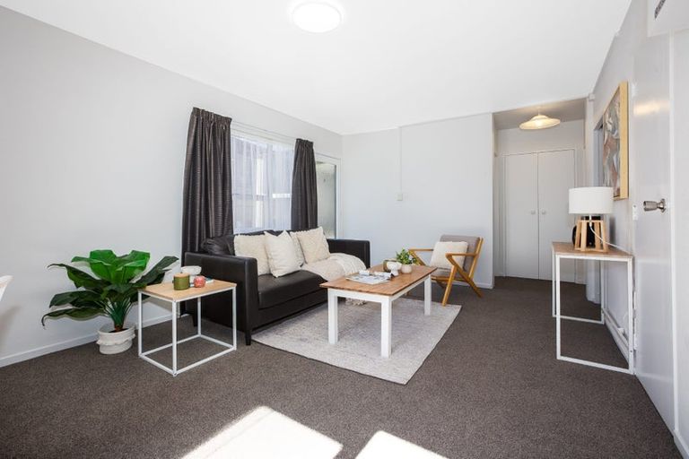 Photo of property in 5/126 Redwood Avenue, Tawa, Wellington, 5028