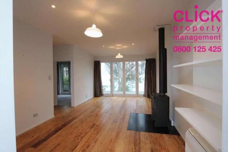 Photo of property in 29 Marine Parade, Macandrew Bay, Dunedin, 9014