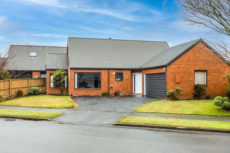 Photo of property in 3 Vanderbilt Place, Halswell, Christchurch, 8025