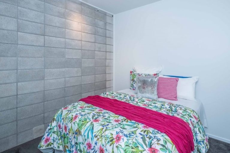 Photo of property in Vespa Apartments, 401/20 Hanson Street, Mount Cook, Wellington, 6021