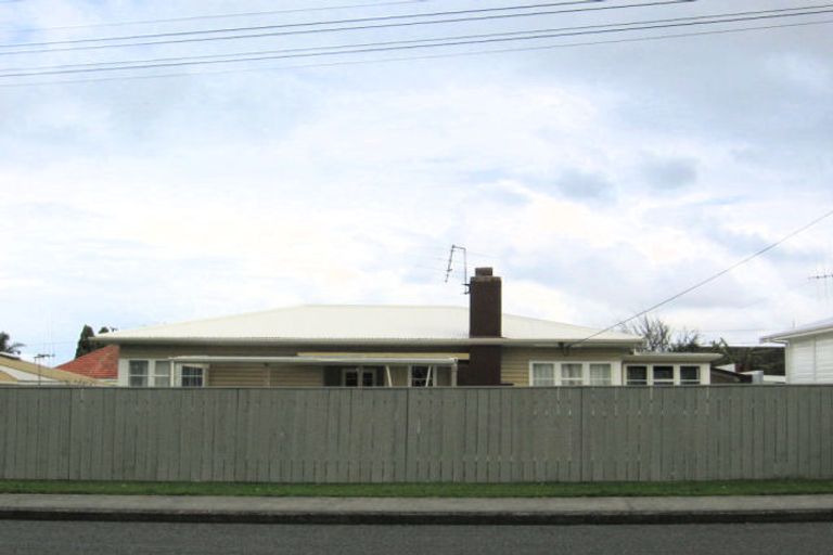 Photo of property in 11 Cairnfield Road, Kensington, Whangarei, 0112