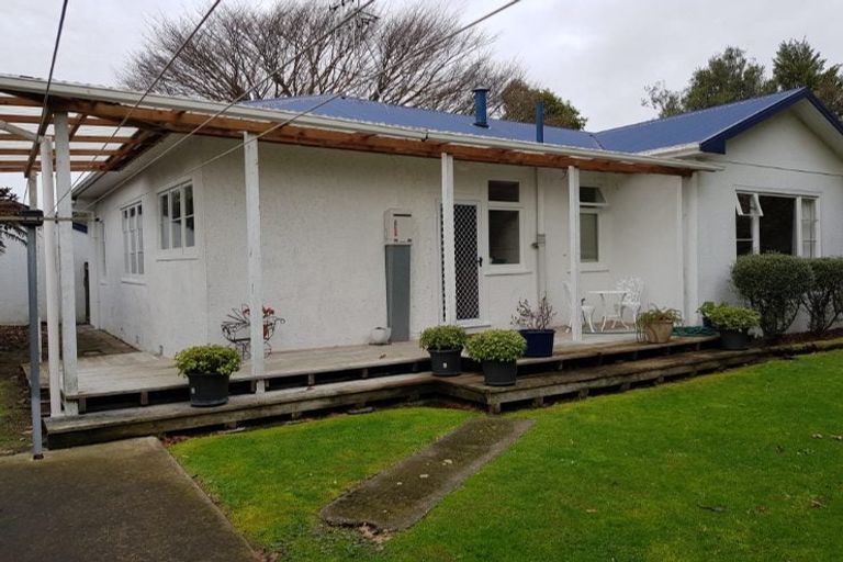 Photo of property in 120 Jickell Street, Hokowhitu, Palmerston North, 4410
