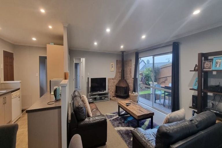 Photo of property in 51 Sherwood Street, Bellevue, Tauranga, 3110