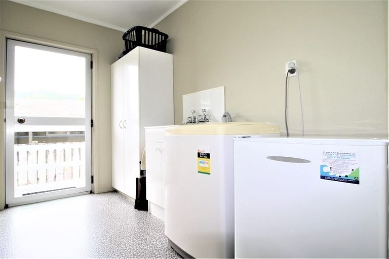 Photo of property in 4 Mako Avenue, Whiritoa, Whangamata, 3691