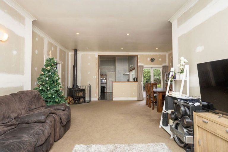 Photo of property in 30 Victoria Avenue, Dannevirke, 4930