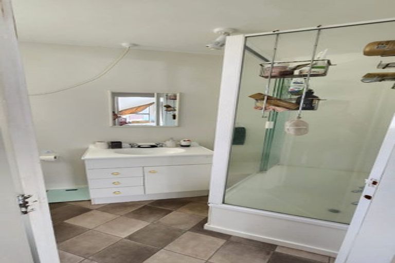 Photo of property in 35 Macdonald Crescent, Te Aro, Wellington, 6011