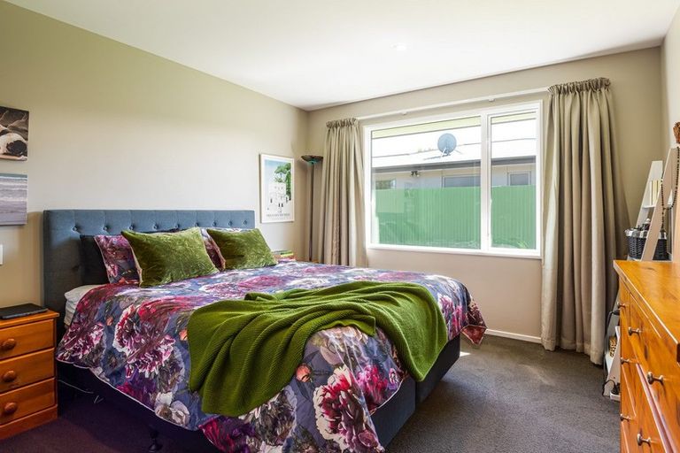 Photo of property in 44 Bower Avenue, New Brighton, Christchurch, 8083