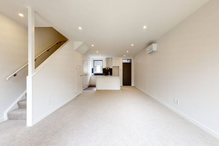 Photo of property in 55 Rua Kai Way, Brooklyn, Wellington, 6021