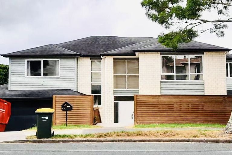 Photo of property in 4a Marina View Drive, West Harbour, Auckland, 0618