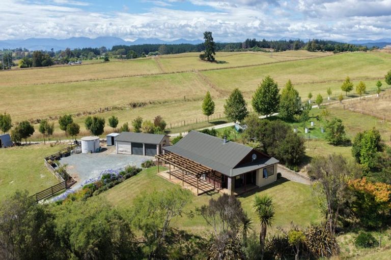 Photo of property in 73 Best Road, Upper Moutere, 7173