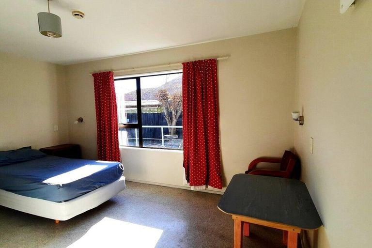 Photo of property in Tranquil Lodge Backpackers, 440 Manchester Street, St Albans, Christchurch, 8014