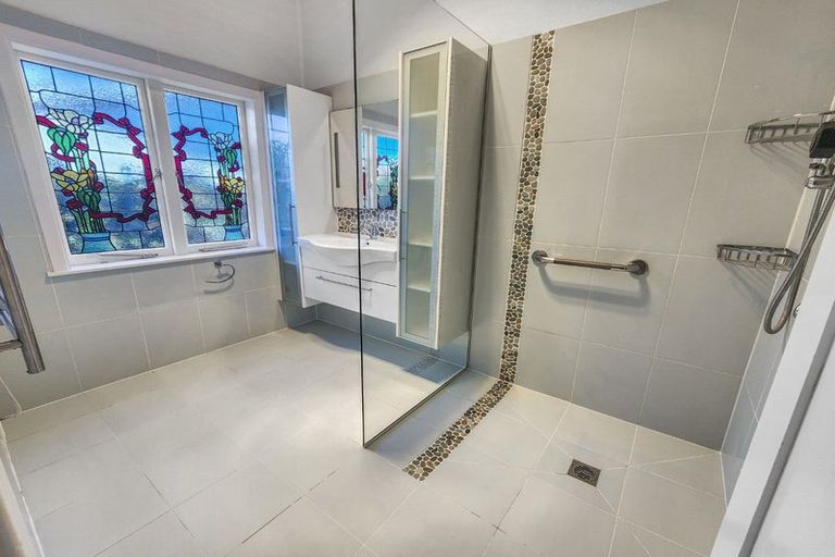 Photo of property in 98 Kennedy Road, Napier South, Napier, 4110