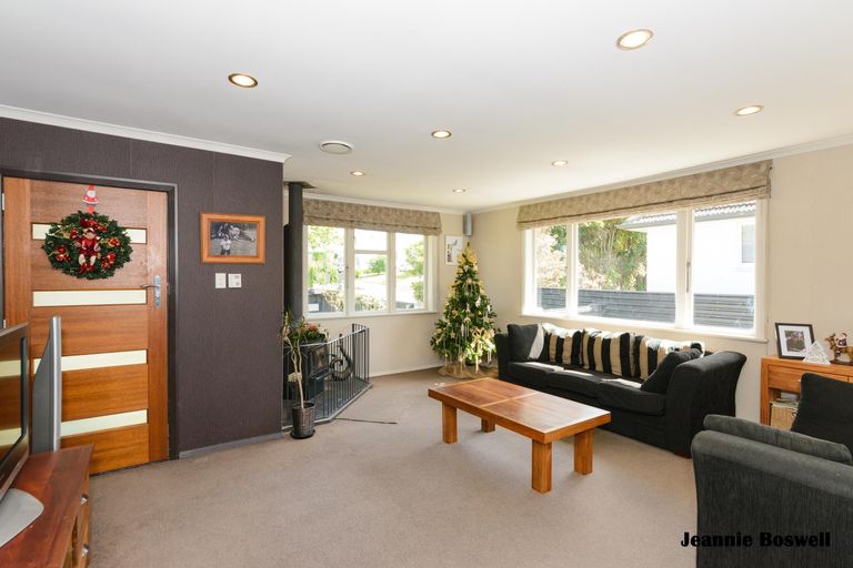 Photo of property in 600 Featherston Street, Roslyn, Palmerston North, 4414