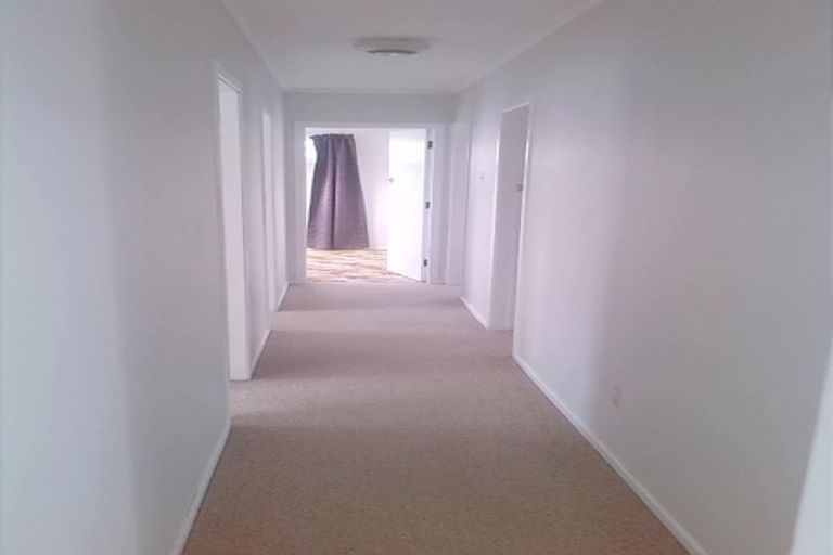 Photo of property in 7 Margaret Place, Merrilands, New Plymouth, 4312