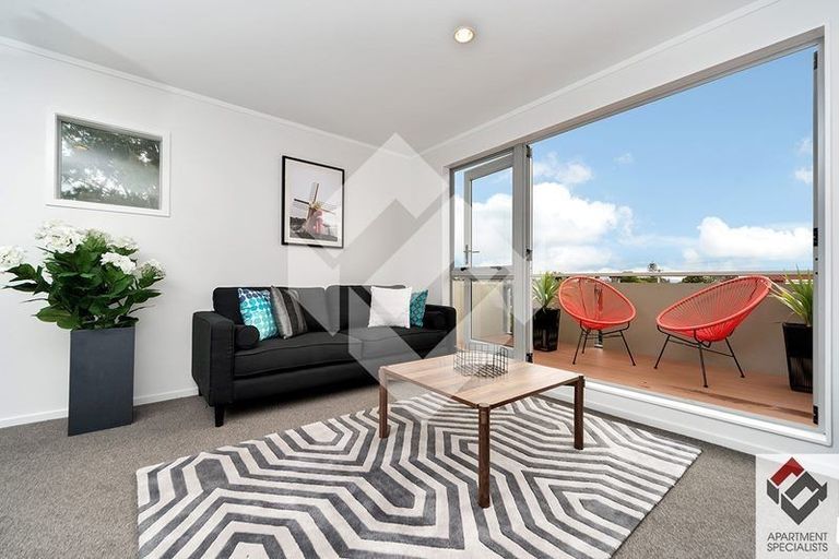 Photo of property in 325/26 Morningside Drive, Morningside, Auckland, 1025
