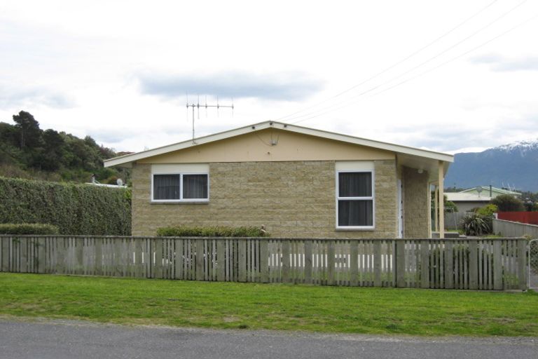 Photo of property in 8 Margate Street, Kaikoura, 7300