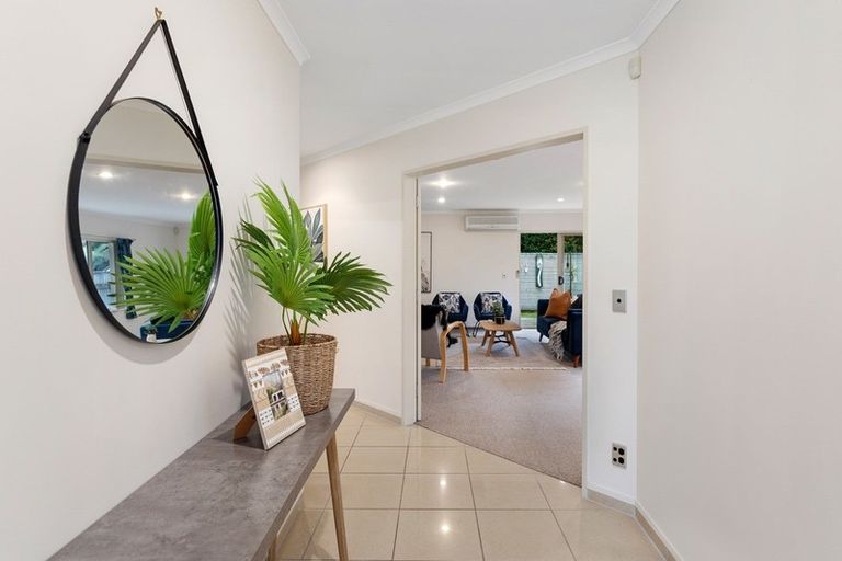 Photo of property in 5 Fairway Oaks Drive, Waikanae Beach, Waikanae, 5036