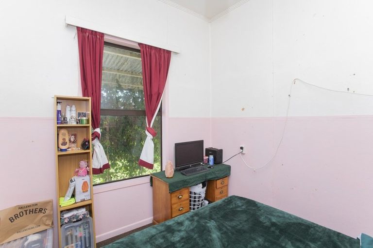 Photo of property in 8 Waverley Street, Elgin, Gisborne, 4010