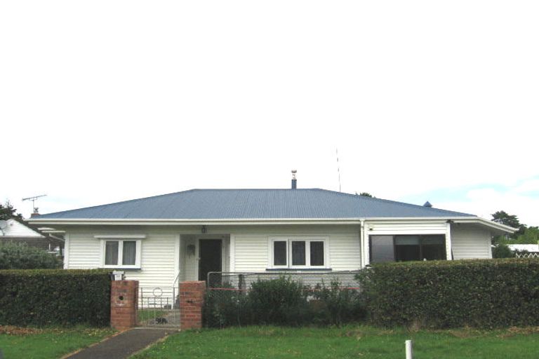 Photo of property in 2 Hamlin Road, Mount Wellington, Auckland, 1060