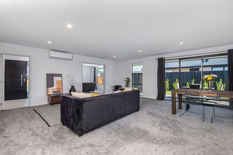 Photo of property in 38 Owhiro Avenue, Mosgiel, 9024