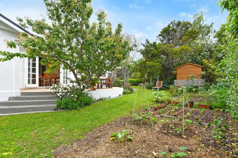 Photo of property in 10 Prouse Grove, Silverstream, Upper Hutt, 5019