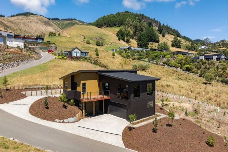 Photo of property in 10 Resolution Place, Richmond, 7020