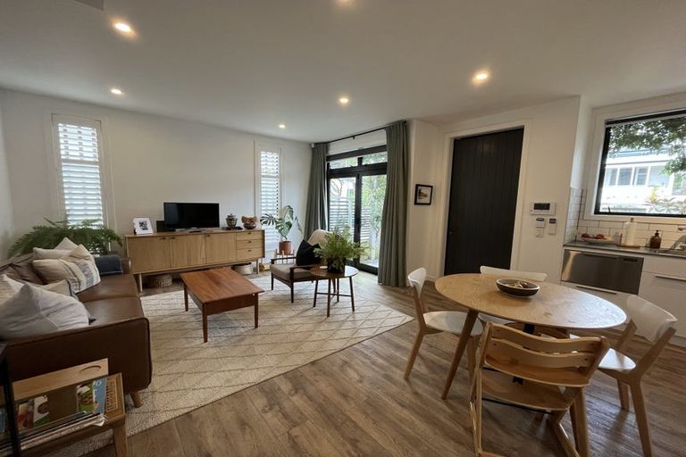 Photo of property in 82a Wallace Street, Mount Cook, Wellington, 6021