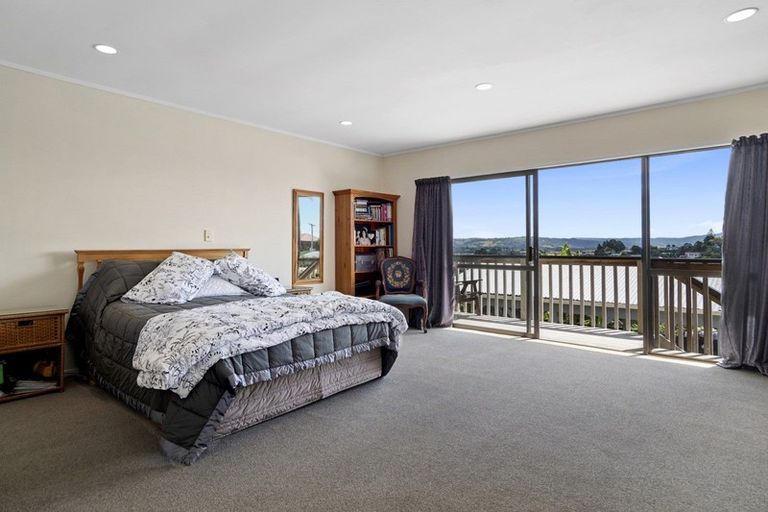 Photo of property in 24 Sherwood Street, Bellevue, Tauranga, 3110