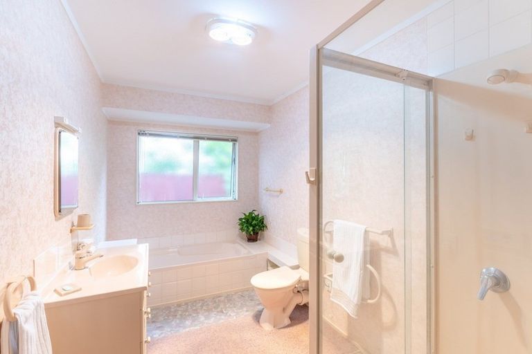 Photo of property in 13 Manly Garden, Paraparaumu Beach, Paraparaumu, 5032