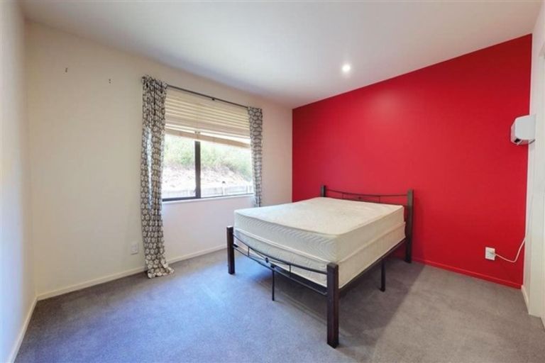 Photo of property in 16 Cheetwood Street, Churton Park, Wellington, 6037