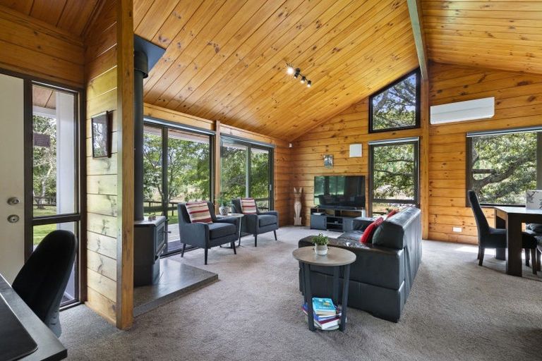 Photo of property in 194 Skyhigh Road, Hunua, Papakura, 2583