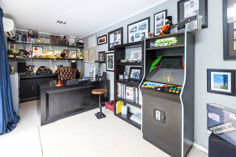 Photo of property in 385 Fergusson Drive, Heretaunga, Upper Hutt, 5018