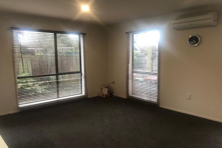 Photo of property in 10 Seneca Place, Burwood, Christchurch, 8083