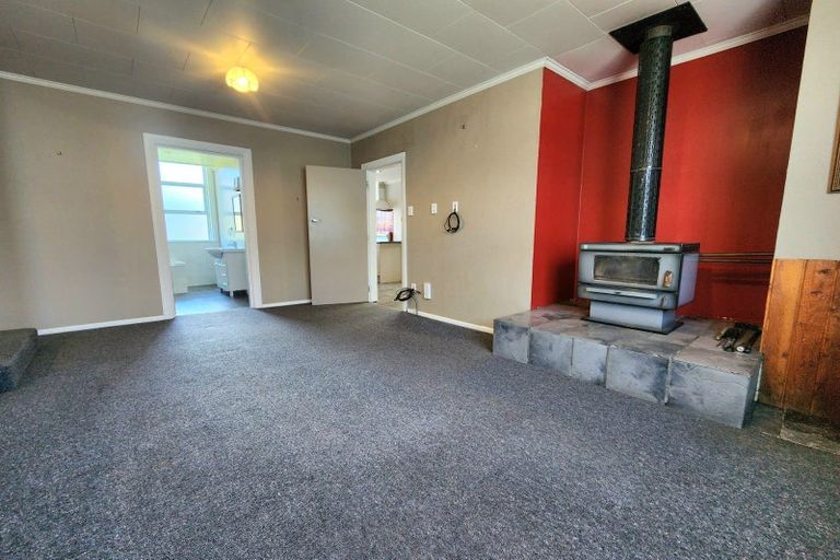 Photo of property in 10 Blake Street, Blaketown, Greymouth, 7805