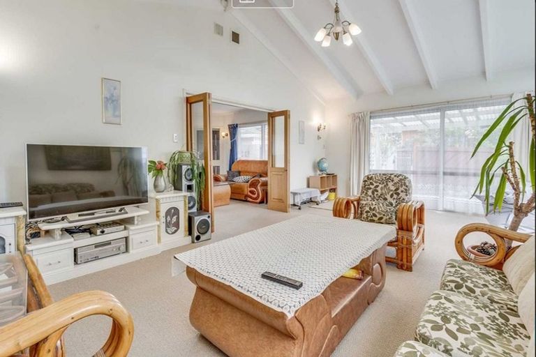 Photo of property in 335 Waimairi Road, Ilam, Christchurch, 8041