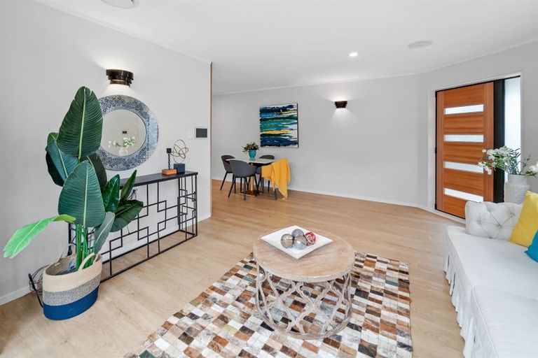 Photo of property in 3/26 Inverness Road, Browns Bay, Auckland, 0630