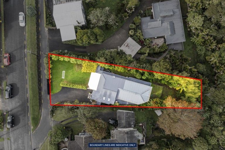 Photo of property in 12 Park Hill Road, Birkenhead, Auckland, 0626
