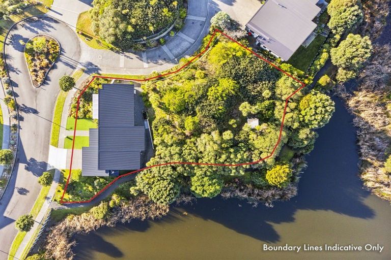 Photo of property in 12 Takahe Drive, Paraparaumu Beach, Paraparaumu, 5032