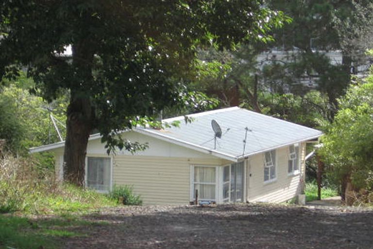 Photo of property in 101 Barrys Road, Glendene, Auckland, 0602