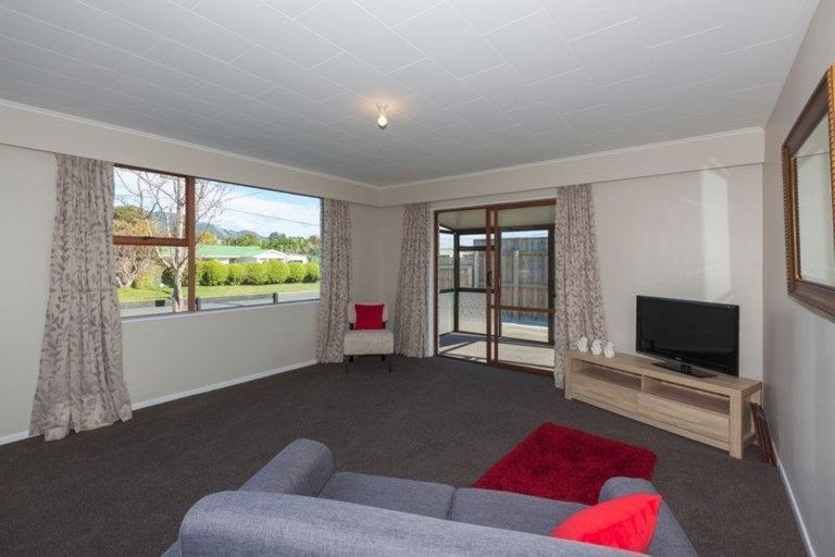 Photo of property in 2/21 Warrimoo Street, Paraparaumu, 5032