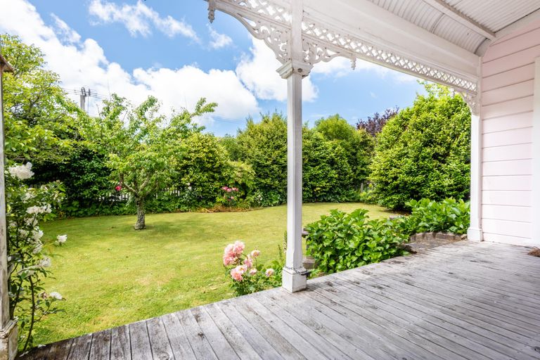 Photo of property in 234 Harris Street, Inner Kaiti, Gisborne, 4010