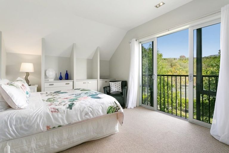 Photo of property in 115 Highland Drive, Acacia Bay, Taupo, 3385